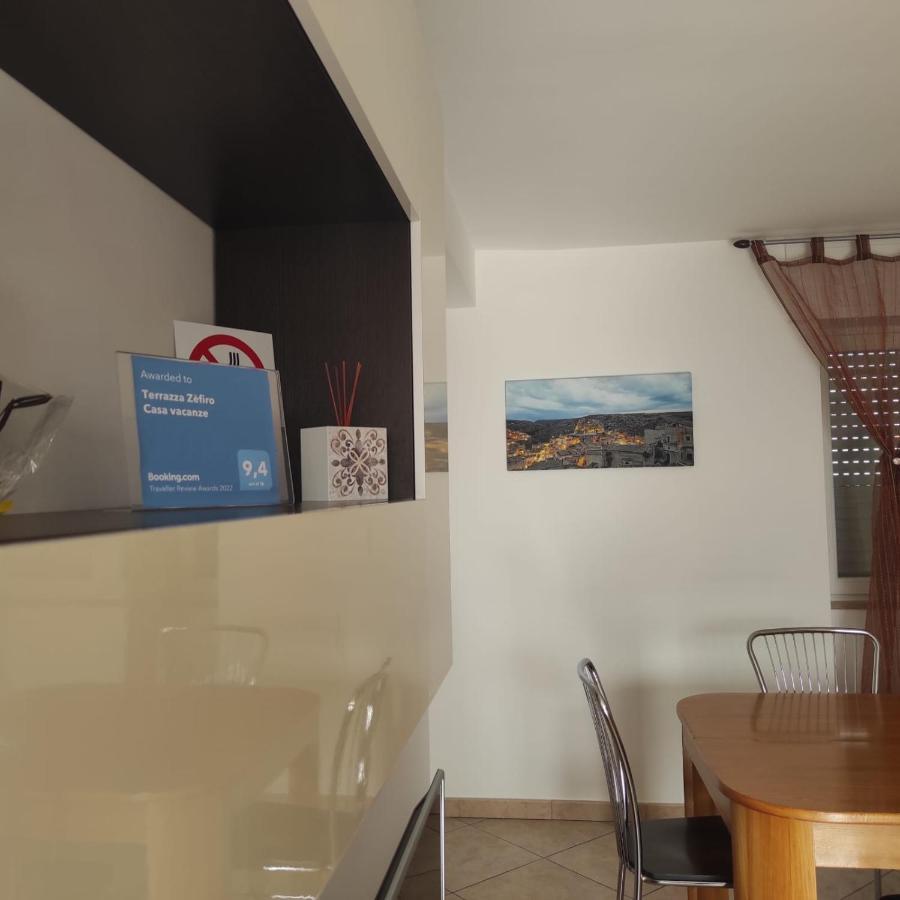 Terrazza Zefiro Casa Vacanze ماتيرا المظهر الخارجي الصورة
